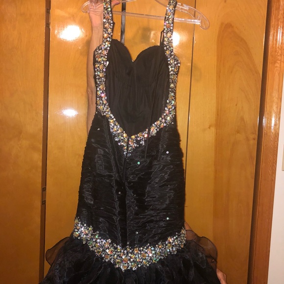 PROM DRESS - Picture 7 of 8